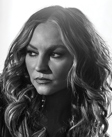 Drea DeMatteo headshot turning her head to the side