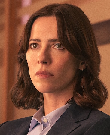 Close up of Rebecca Hall as Jordan Bennett